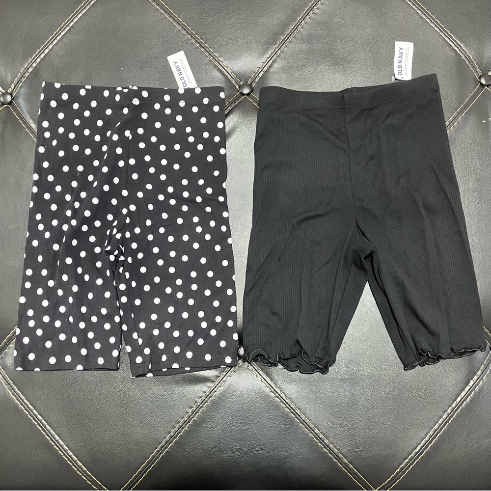 Old Navy Girls Two Sets of Pedal Pusher Shorts NWT